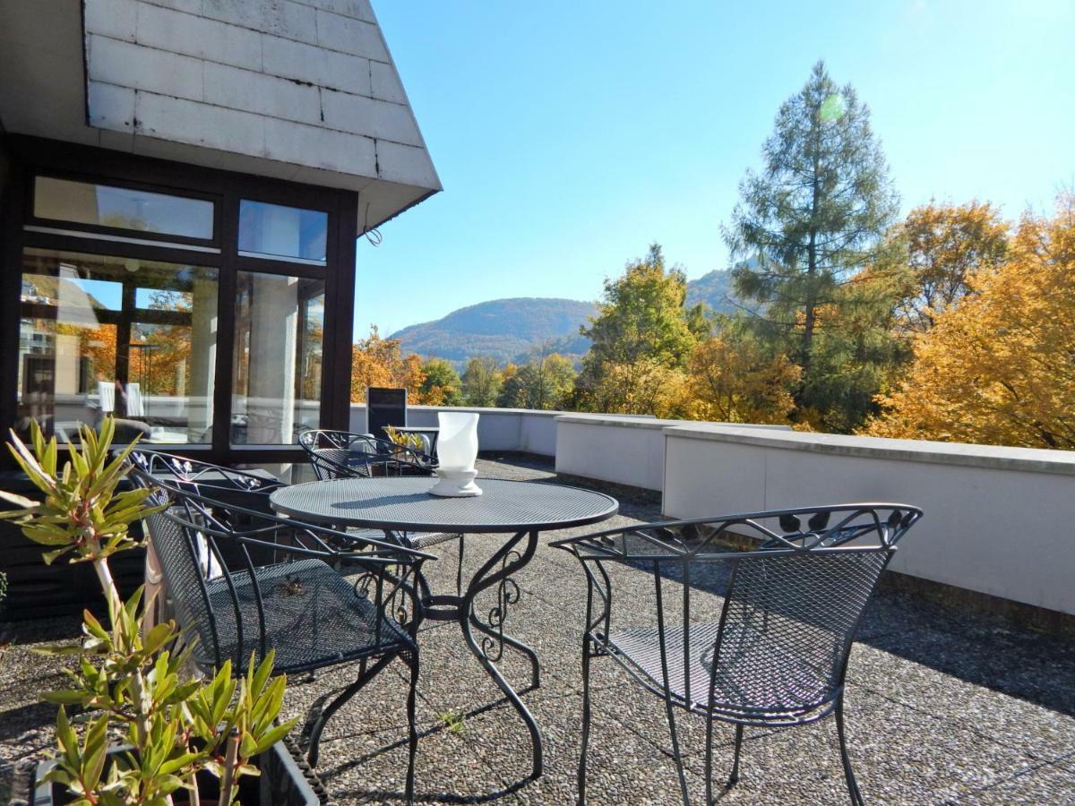 Free Apartment - Bei Den Thermen Bad Urach Bagian luar foto
